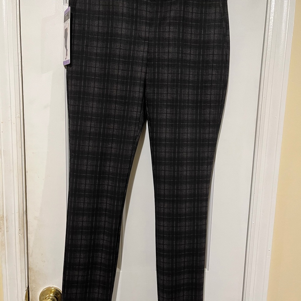 Dalia Women's  Black Plaid Skinny Pants